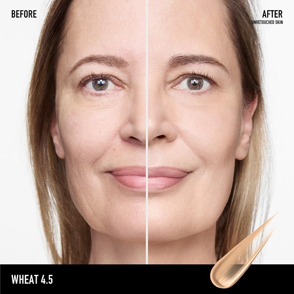 bareMinerals close-up of tinted moisturizer texture displaying hydration and smooth blendability benefit