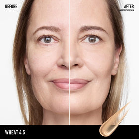 bareMinerals close-up of tinted moisturizer texture displaying hydration and smooth blendability benefit