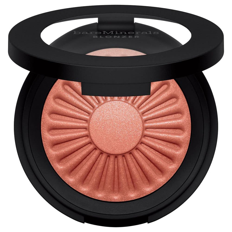 bareMinerals compact front view showing Kiss of Copper and travel-ready convenience