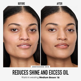 bareMinerals close-up of loose powder texture highlighting lightweight coverage