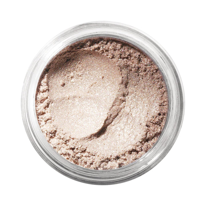 bareMinerals front jar showing Nude Beach shade and benefits of buildable pigment