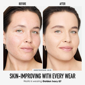 bareMinerals loose powder texture close-up highlighting silky, blendable benefit
