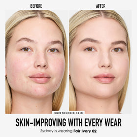 bareMinerals open sifter displaying fine powder texture for smooth blending benefit