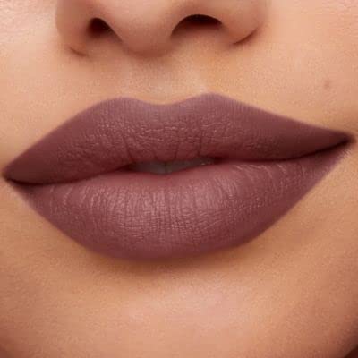 bareMinerals close-up of sharpened tip highlighting precision and effortless application