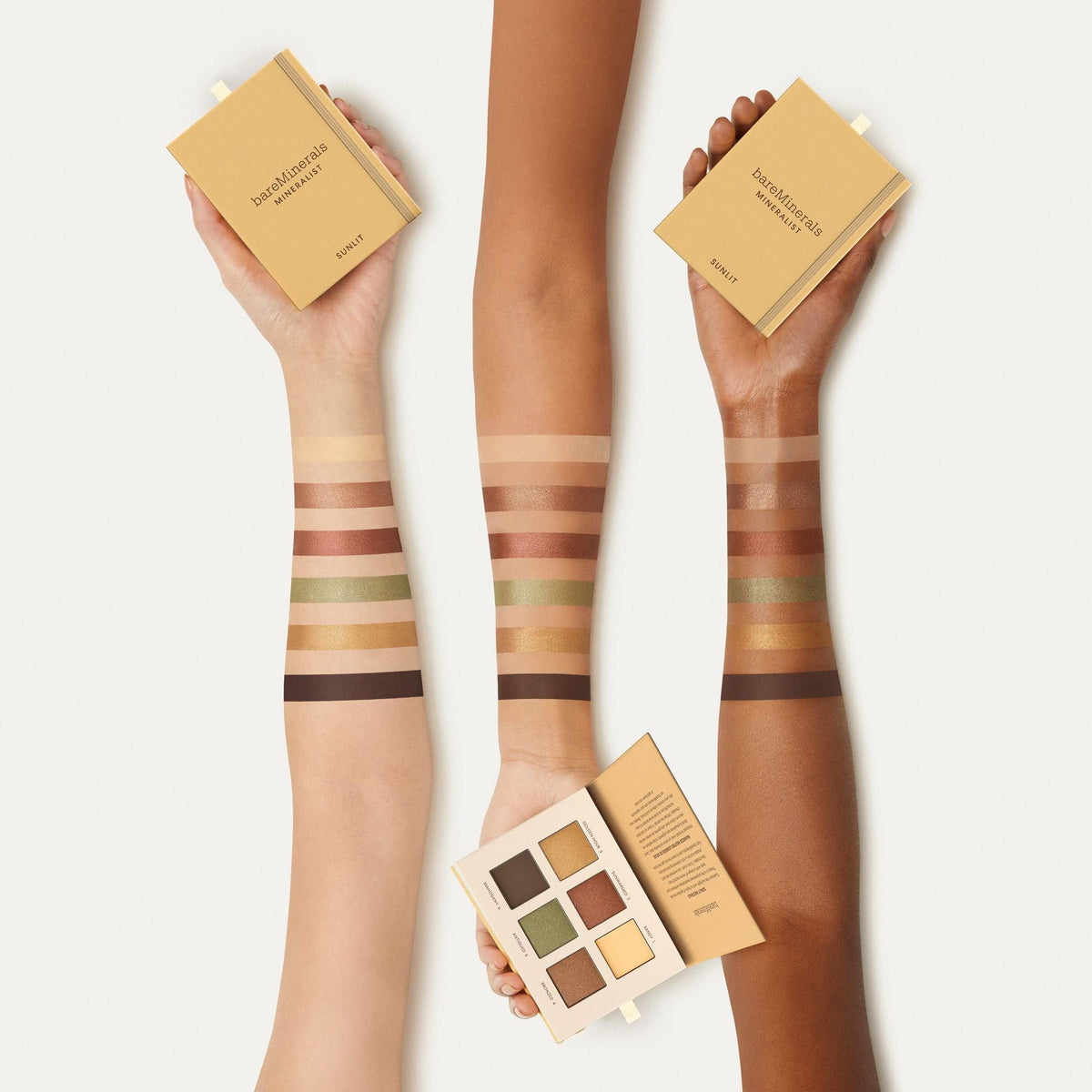 bareMinerals close-up of pan texture highlighting creamy, blendable formula