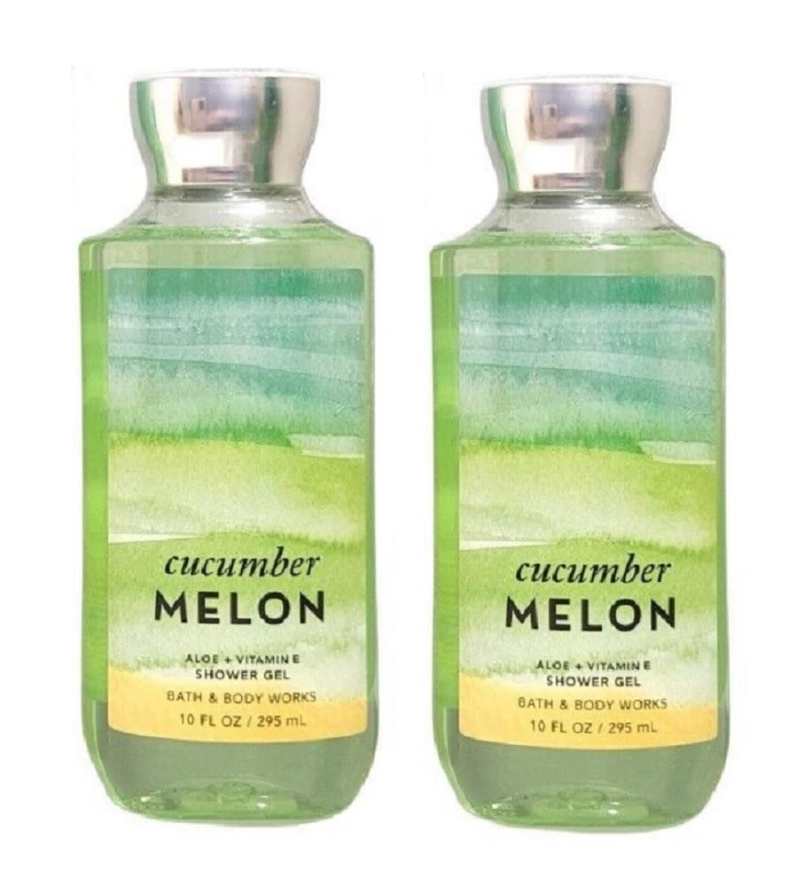 Bath & Body Works close-up of gel texture highlighting aloe-enriched formula for gentle cleanse