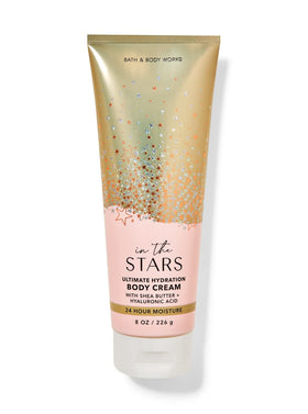 Bath & Body Works In The Stars cream texture close-up illustrating rich hydration benefit