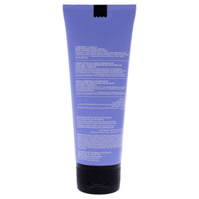 Bath & Body Works cream texture close-up highlighting rich hydration benefits