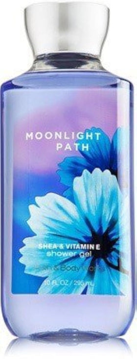 Bath & Body Works pump dispensing Moonlight Path gel and creamy lather for a fragrant clean
