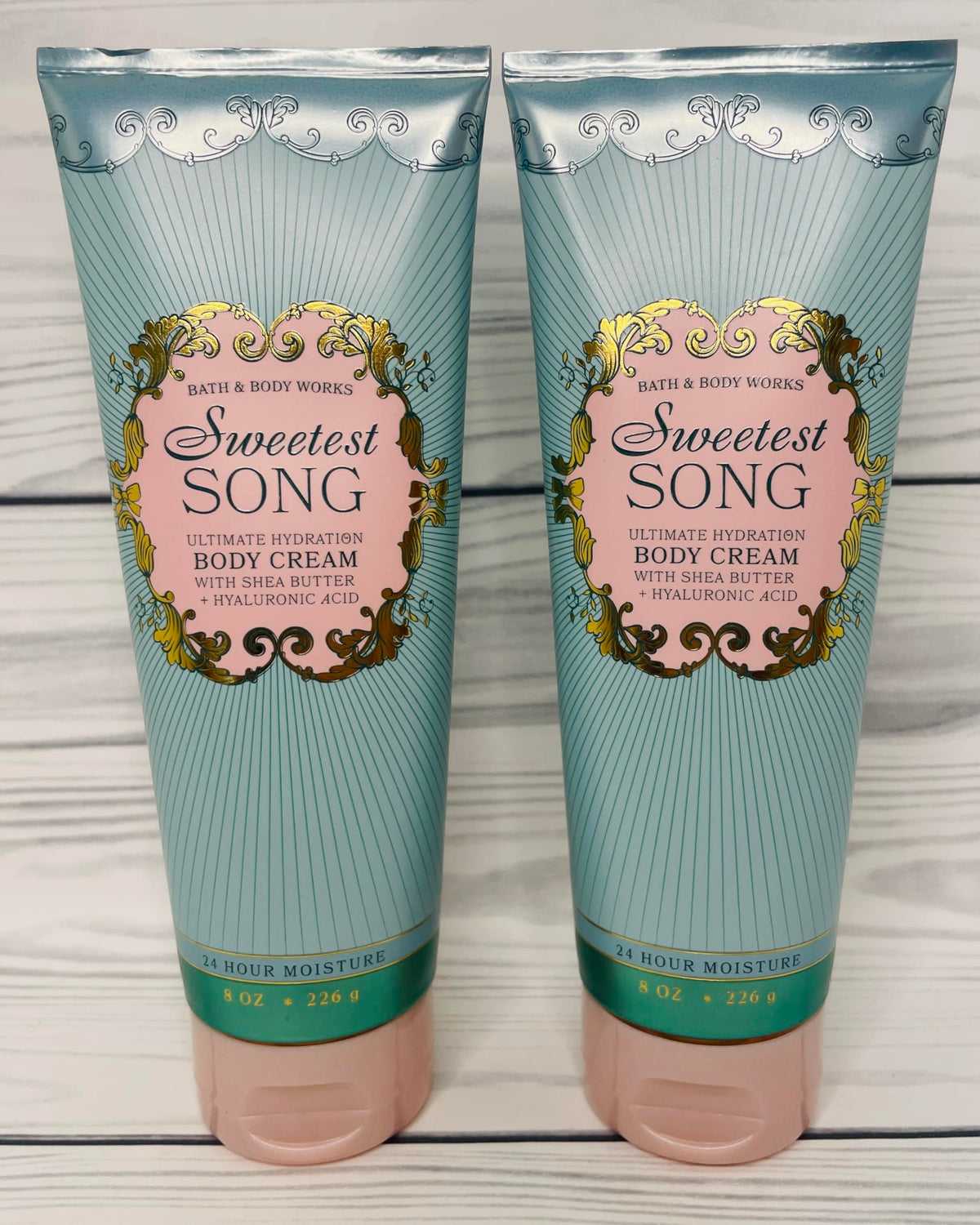Bath & Body Works cream texture closeup with whipped consistency for visible hydration benefit