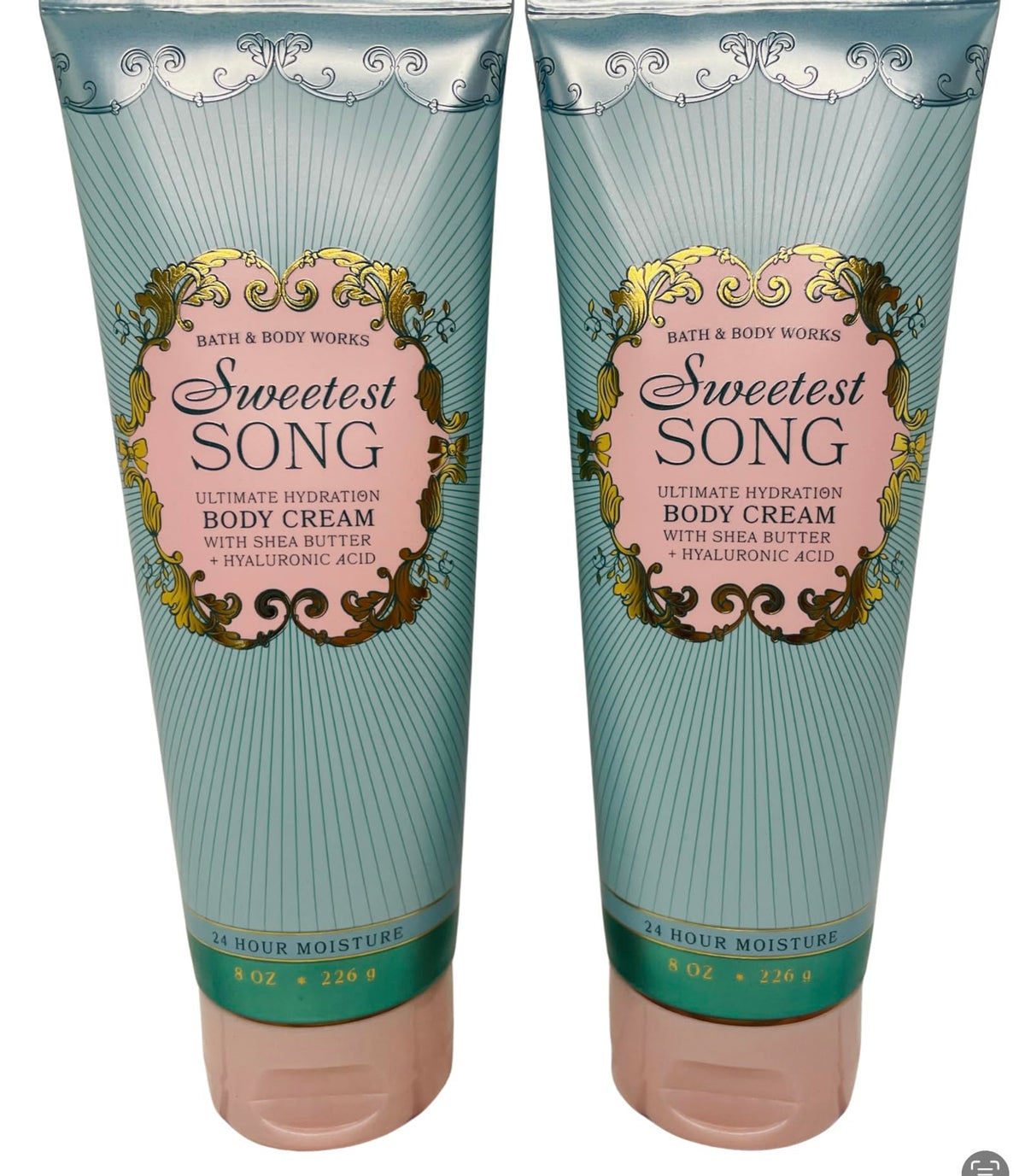 Bath & Body Works front packaging showing dual 8 oz jars and scent notes for gifting benefit