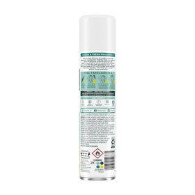 Batiste spray action shooting fine mist to absorb oil and add volume