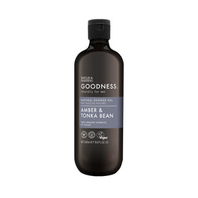 Baylis & Harding close-up of creamy foam texture for gentle cleanse benefit