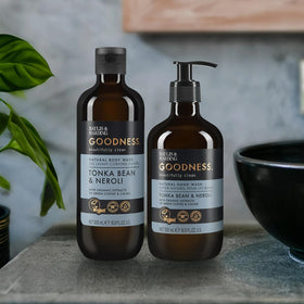 Baylis & Harding green coffee beans close-up, indicates energising natural extract and freshness