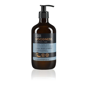 Baylis & Harding foam lather on hand showing gentle cleansing benefit: soft, low-residue foam