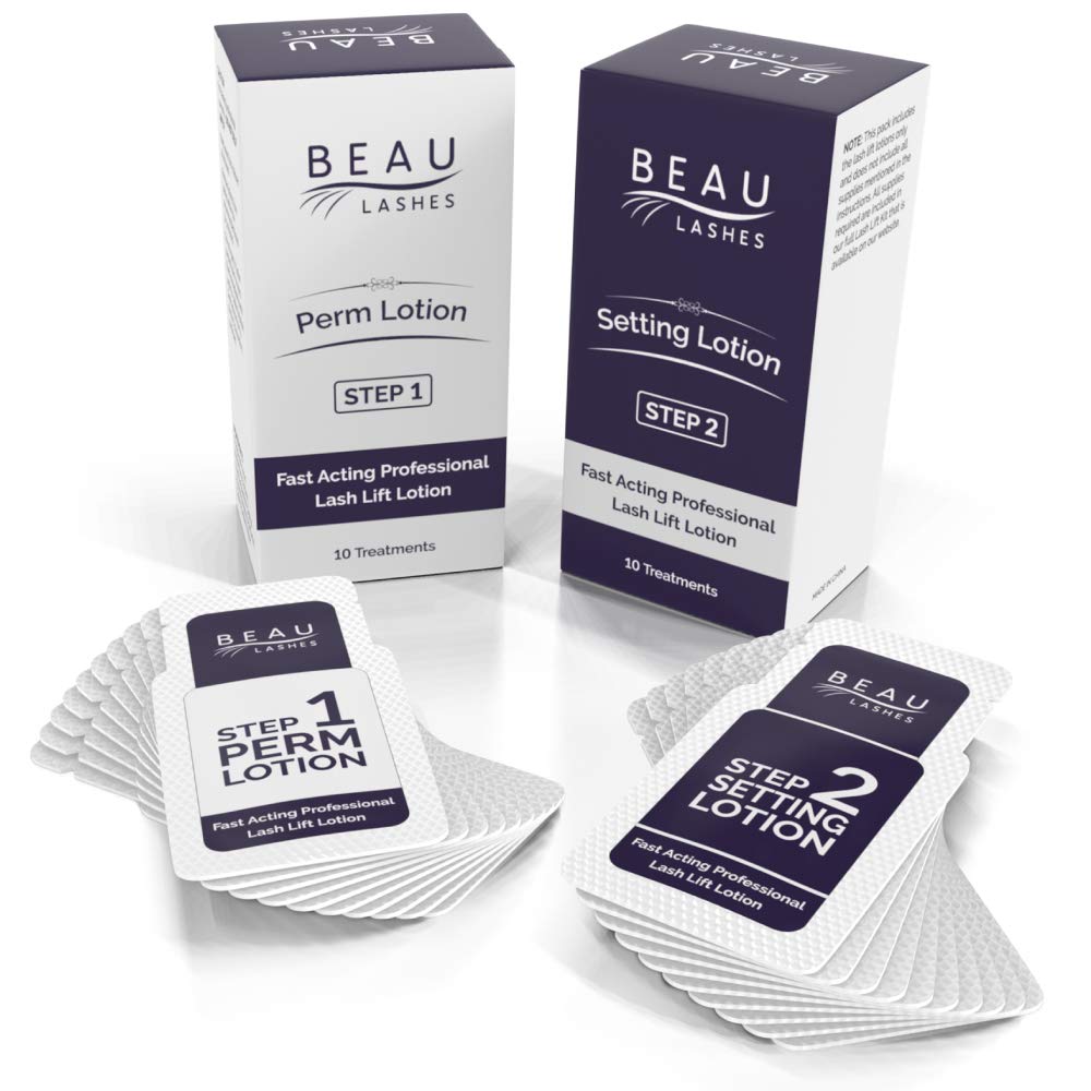 BEAU LASHES salon lifestyle shot with technician and client showing efficient service benefit