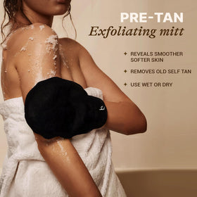 Beauty by Earth mitt rinse-detail highlighting washable, reusable fabric benefit