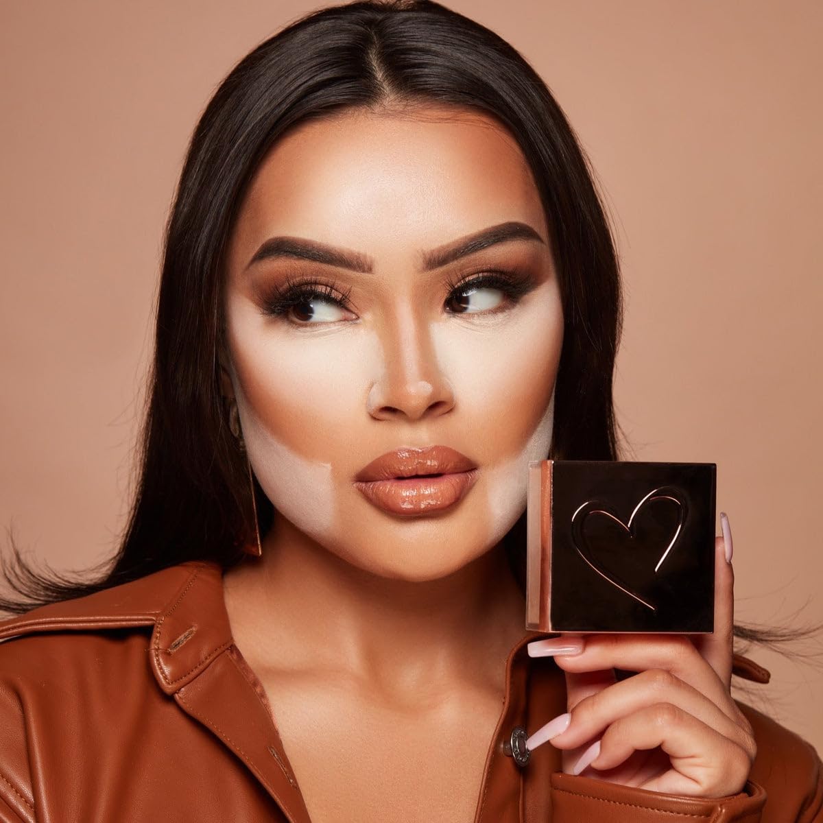 Beauty Creations Bye Filter close-up of powder texture, fine-milled finish for smooth matte look