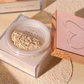 Beauty Creations front jar shot showing translucent loose powder for natural matte finish