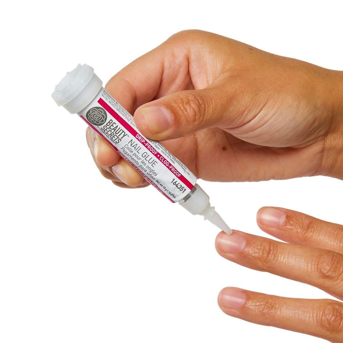 Beauty Secrets open cap revealing clog-proof nozzle that keeps flow consistent