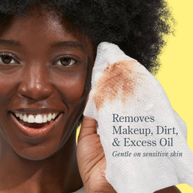 Beekman 1802 wipe held in hand showing true size and one-step removal convenience