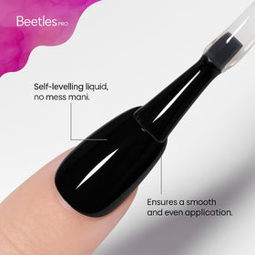 Beetles Pro Gel Top Coat liquid texture pouring to show balanced viscosity benefit