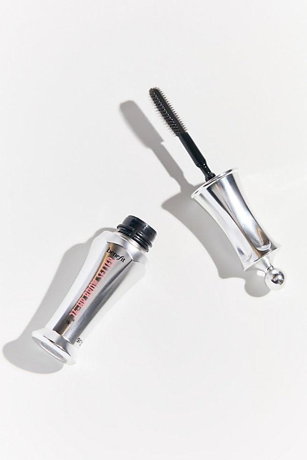 Benefit Brow Setter applied to brows in a lifestyle setting demonstrating laminated, lifted look benefit