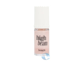Benefit High Beam doe-foot applicator close-up demonstrating precise placement and blendable sheen