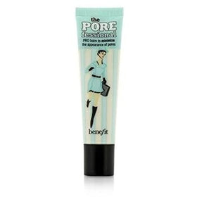 Benefit in-use lifestyle showing hand applying balm to cheeks for pore-blurring benefit