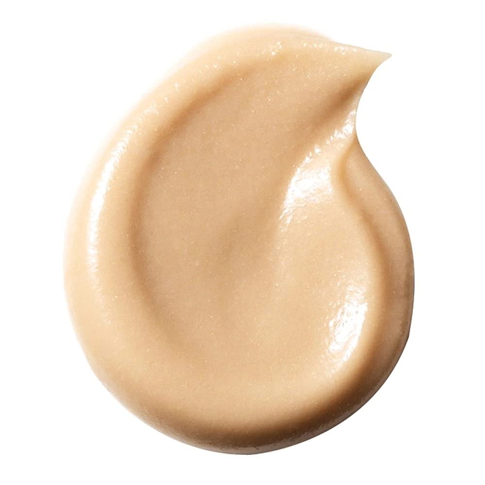 Benefit POREfessional applied to t-zone in use visibly refining pores and creating smooth base