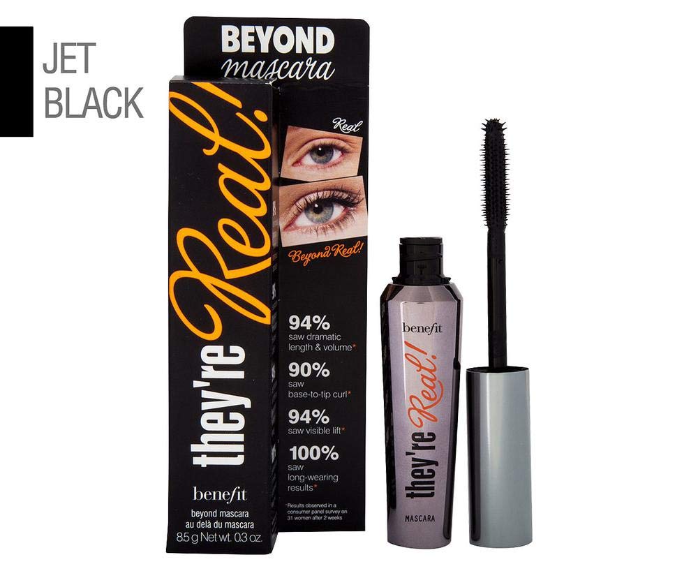 Benefit mascara applied on lashes demonstrating lifted, fuller look for confidence