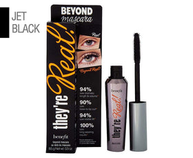 Benefit mascara applied on lashes demonstrating lifted, fuller look for confidence