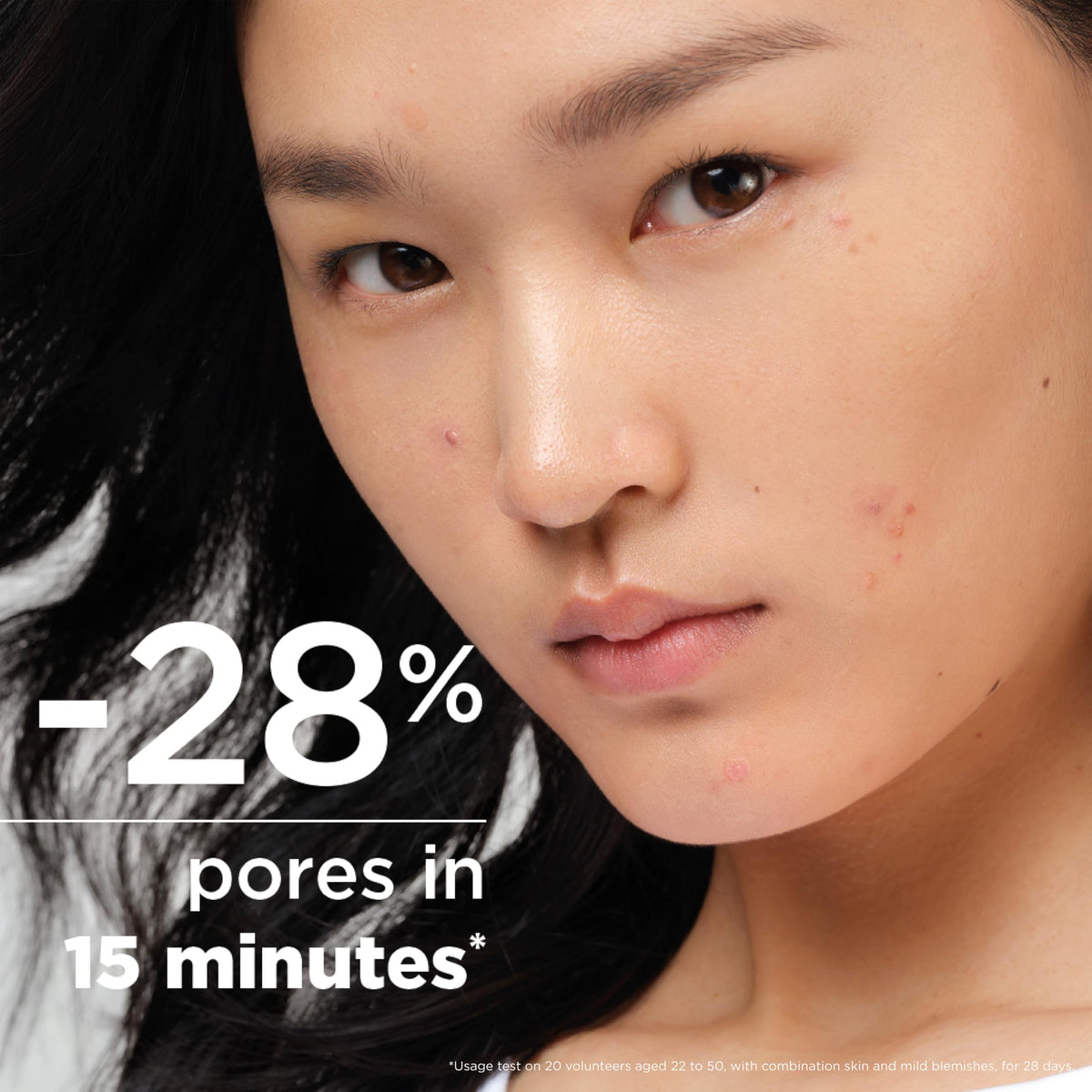 Bioderma cream being applied to hand demonstrating easy spread and immediate mattifying benefit