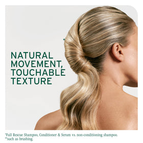 Biolage texture close-up of gelée on fingers, demonstrates smooth spreadable formula