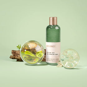 BIOSSANCE pouring texture on hand demonstrating lightweight, non-greasy hydration