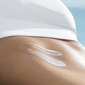 Biotherm on-skin application photo showing soothing relief on skin