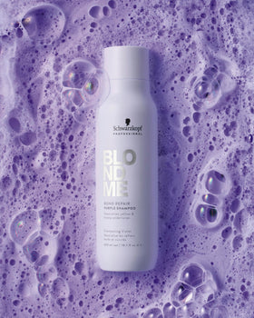 BlondMe bottle back with ingredients list and color-safe benefit