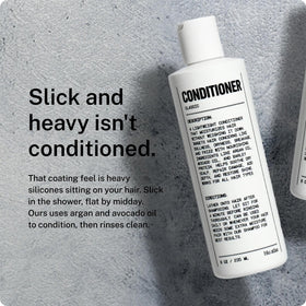 Blu Atlas creamy texture closeup highlighting lightweight consistency and quick absorption