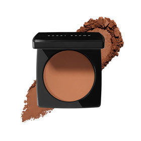 Bobbi Brown front compact view showing product packaging and shade