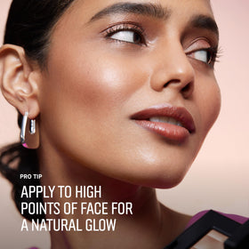 Bobbi Brown eye look detail highlighting lid shimmer and refined radiance