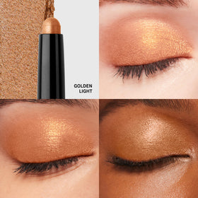 Bobbi Brown texture close-up of creamy Golden Light, smooth blendable finish