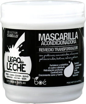 BOÉ COSMETICS texture view of mask cream spread that demonstrates moisture delivery