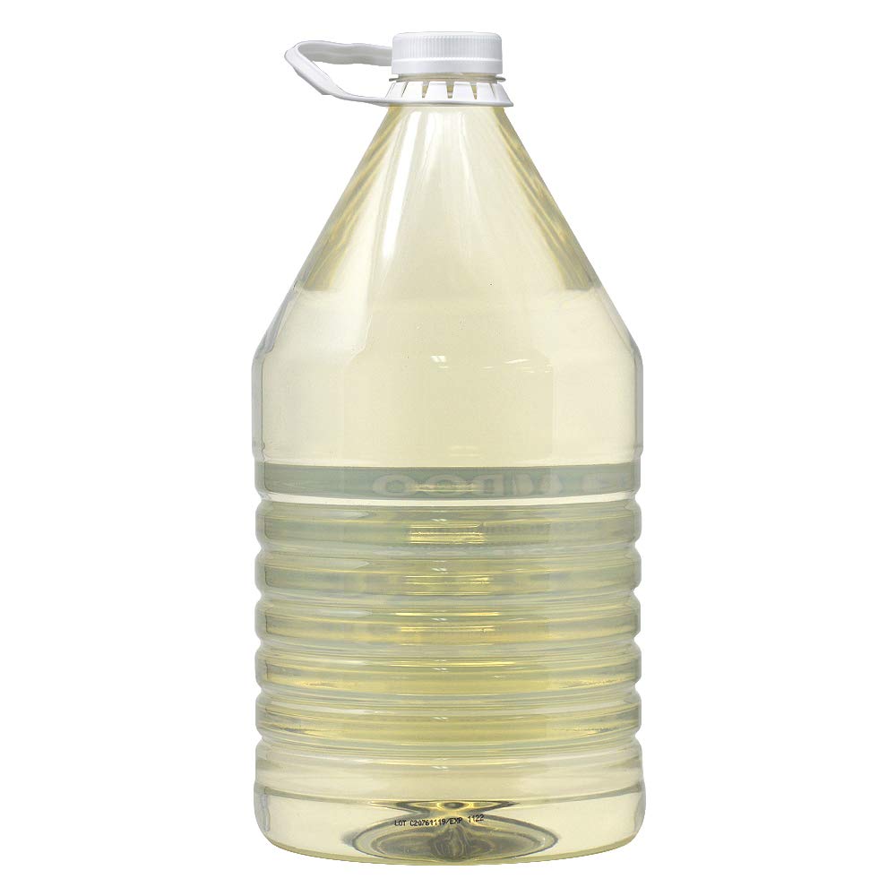 BOÉ COSMETICS pump dispensing CrecePelo shampoo for easy salon use