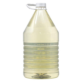 BOÉ COSMETICS pump dispensing CrecePelo shampoo for easy salon use