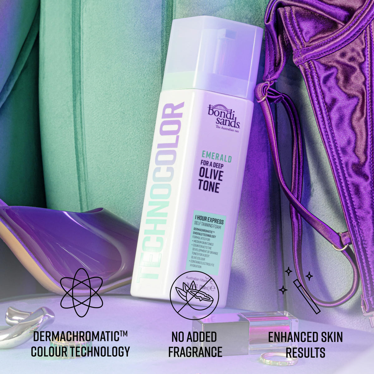 Bondi Sands emerald foam texture on mitt illustrating easy blend benefit