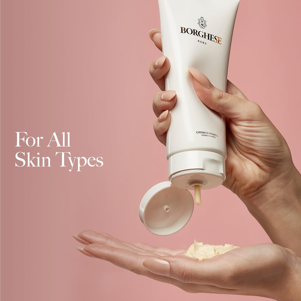 Borghese foamy lather in hand illustrating effective cleansing and soft finish