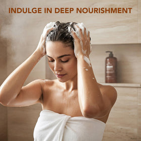 Botanic Hearth shampoo lather texture close-up for gentle cleansing benefit