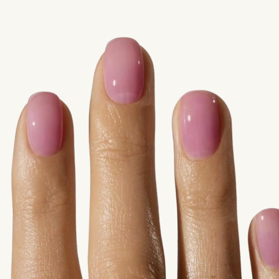 Botanist Nails close-up of glossy texture showing chip-resistant benefit