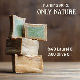 BOX 4 BODY hand lathering Aleppo soap demonstrating gentle cleansing action