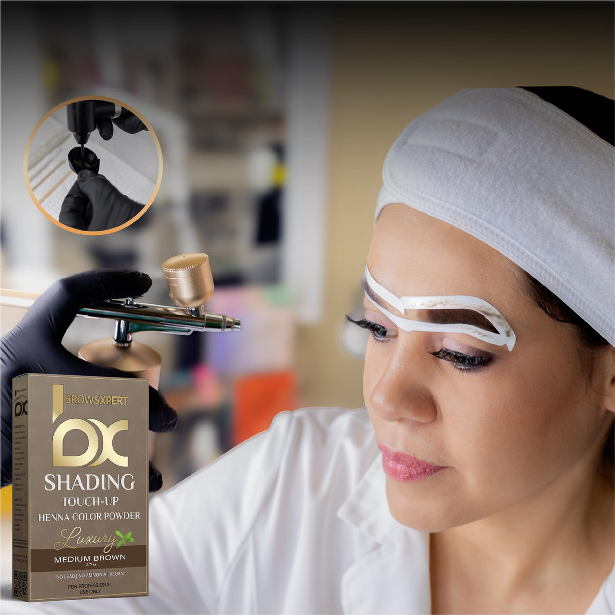 Brows Xpert herbal henna powder texture close-up showing fine, blendable particles